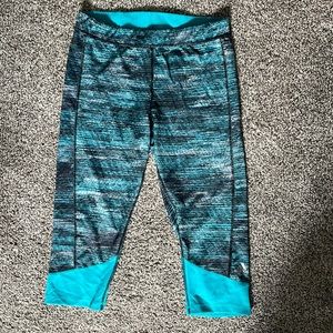 Adidas capri leggings